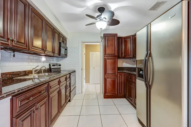 $429,000 | 5946 Northwest 16th Court, Sunrise, FL 33313