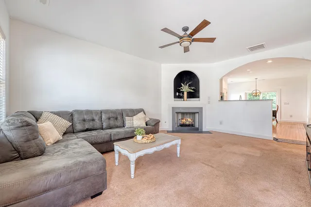 $424,000 | 122 Balsam Circle, Summerville, SC 29485