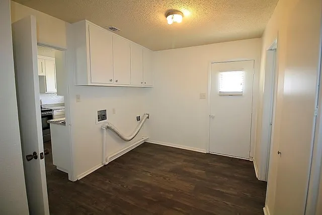 $1,995 | 8228 County Road 1004, Joshua, TX 76058