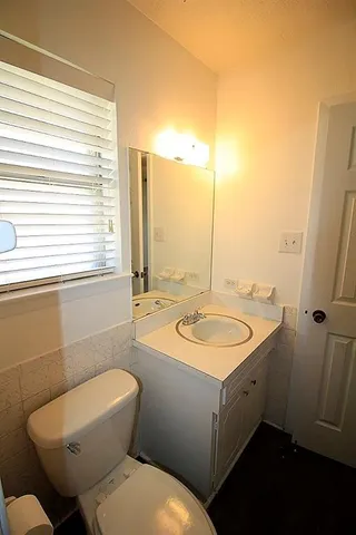 $1,995 | 8228 County Road 1004, Joshua, TX 76058