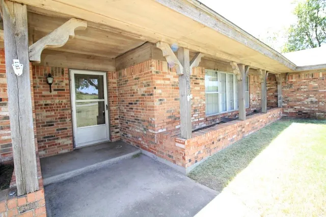 $1,995 | 8228 County Road 1004, Joshua, TX 76058