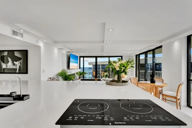 $1,995,000 | 3360 South Ocean Boulevard, Unit 5 G II, Palm Beach, FL 33480