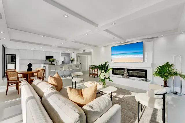 $1,995,000 | 3360 South Ocean Boulevard, Unit 5 G II, Palm Beach, FL 33480