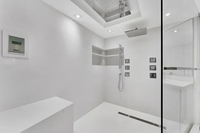 $1,995,000 | 3360 South Ocean Boulevard, Unit 5 G II, Palm Beach, FL 33480