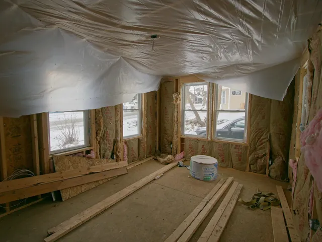 $99,000 | 715 17th Street, Monroe, WI 53566