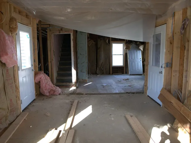 $99,000 | 715 17th Street, Monroe, WI 53566