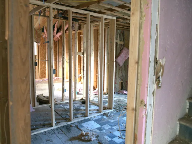 $99,000 | 715 17th Street, Monroe, WI 53566