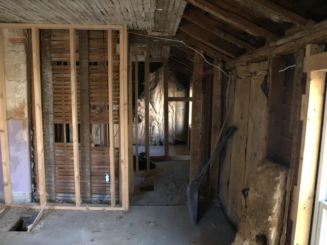 $99,000 | 715 17th Street, Monroe, WI 53566