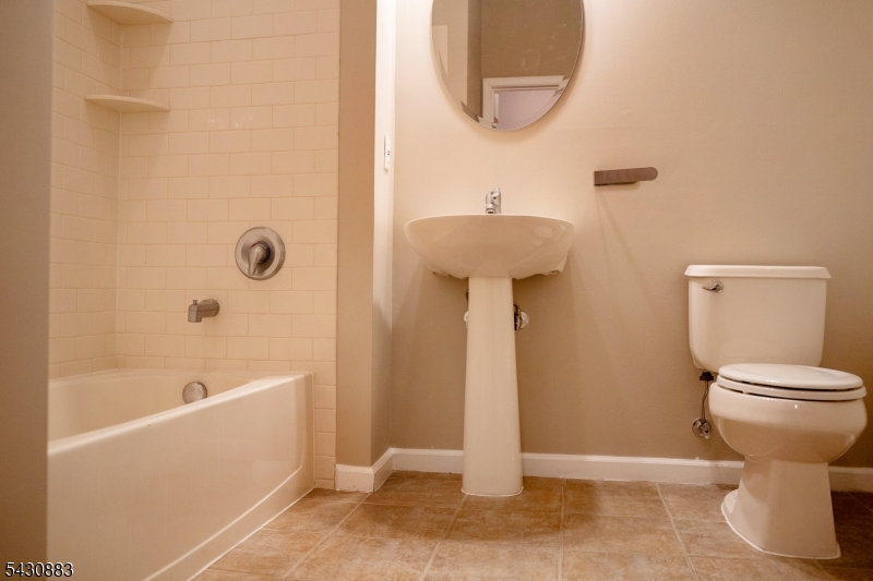 804 River Place Butler, NJ 07405 - Photo 6 of 32