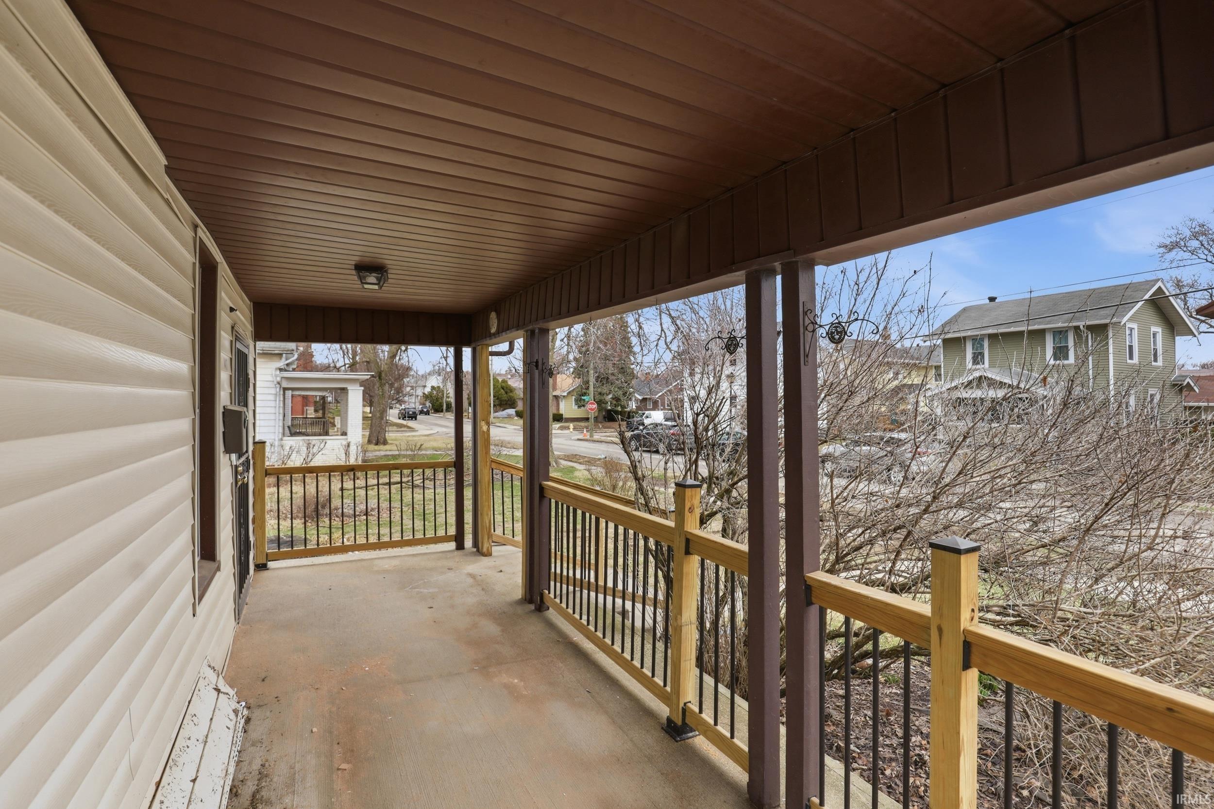 1417 Barthold Street Fort Wayne, IN 46808 - Photo 3 of 24