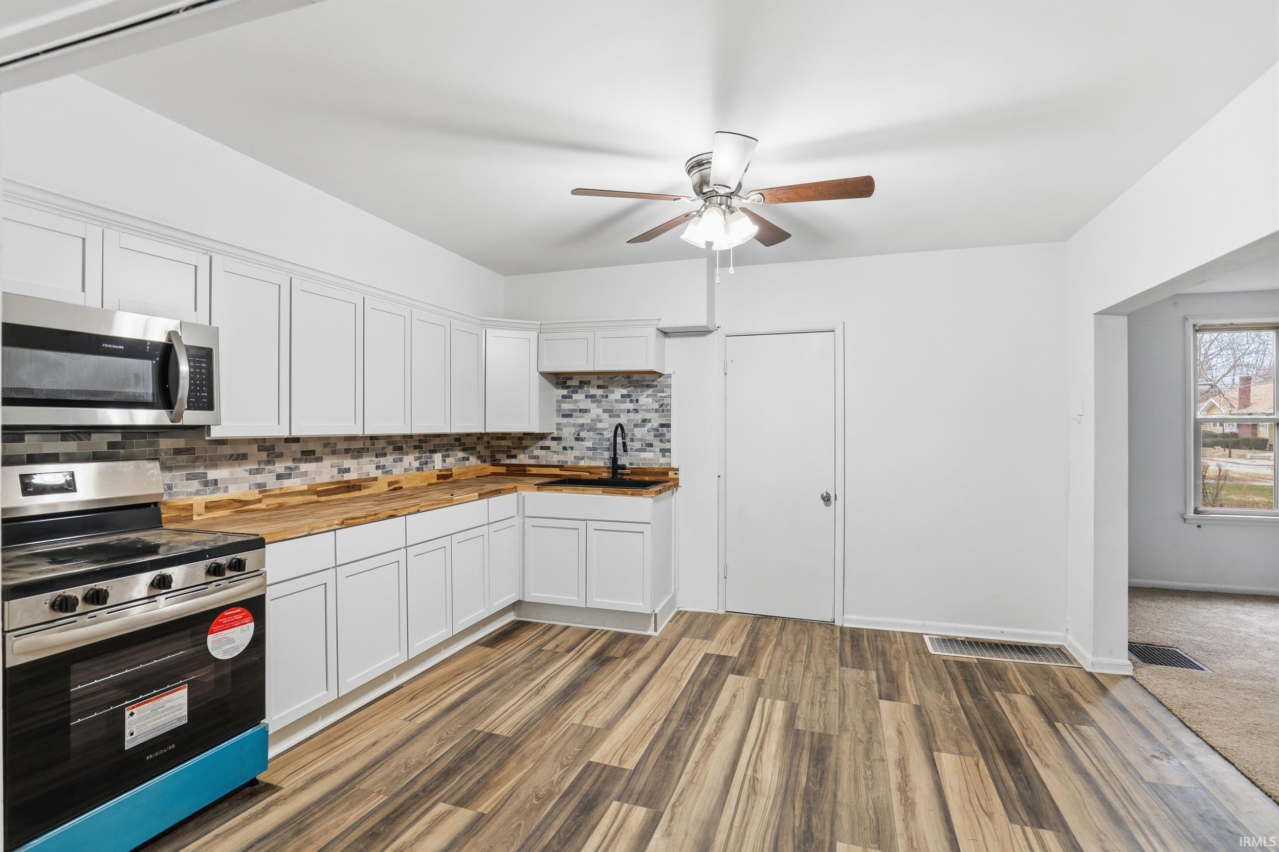 1417 Barthold Street Fort Wayne, IN 46808 - Photo 10 of 24