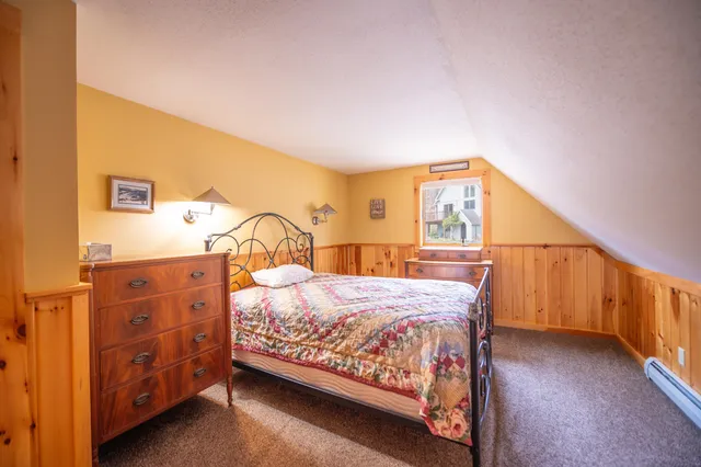 $899,000 | 38 Bears Den Road, West Dover, VT 05356