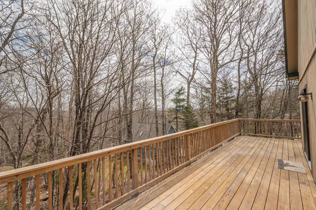 $899,000 | 38 Bears Den Road, West Dover, VT 05356