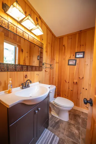 $899,000 | 38 Bears Den Road, West Dover, VT 05356