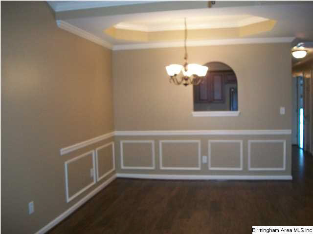 581 Cahaba Manor Drive Pelham, AL 35124 - Photo 5 of 25
