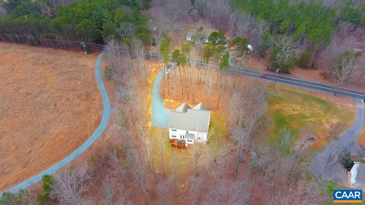 884 North Boston Road Troy, VA 22974 - Photo 5 of 47 Gallery Image 5