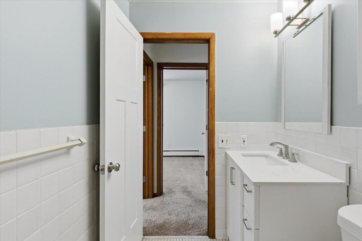 9147 Highway 55, Unit 102 Golden Valley, MN 55427 - Photo 15 of 25