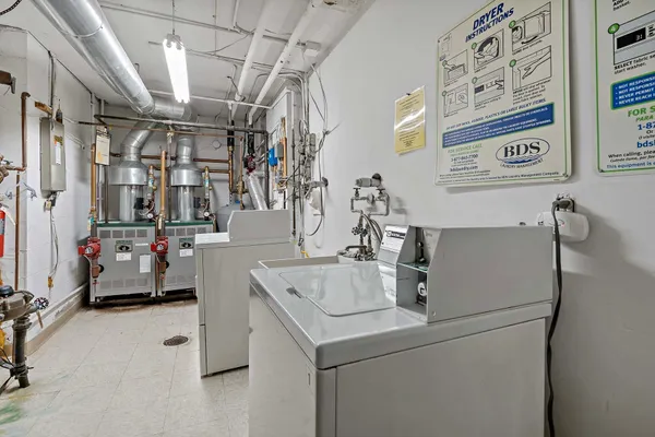 $122,500 | 9147 Highway 55, Unit 102, Golden Valley, MN 55427