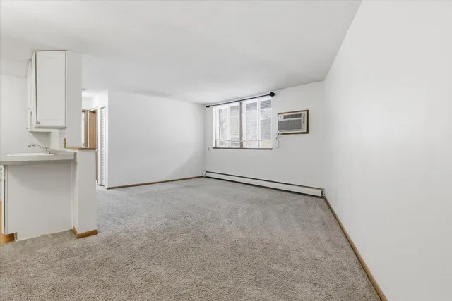 $122,500 | 9147 Highway 55, Unit 102, Golden Valley, MN 55427