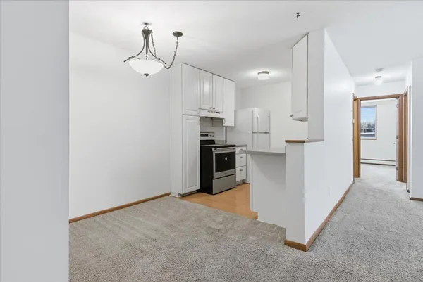 $122,500 | 9147 Highway 55, Unit 102, Golden Valley, MN 55427