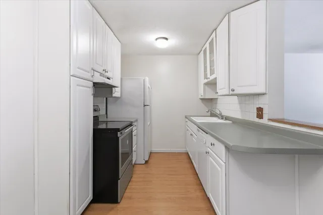 $122,500 | 9147 Highway 55, Unit 102, Golden Valley, MN 55427