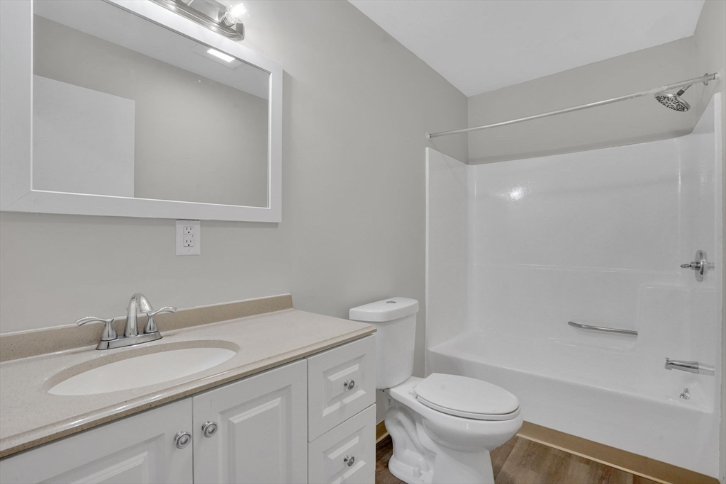 140-142 Cherry Street Springfield, MA 01105 - Photo 11 of 31 Gallery Image 11