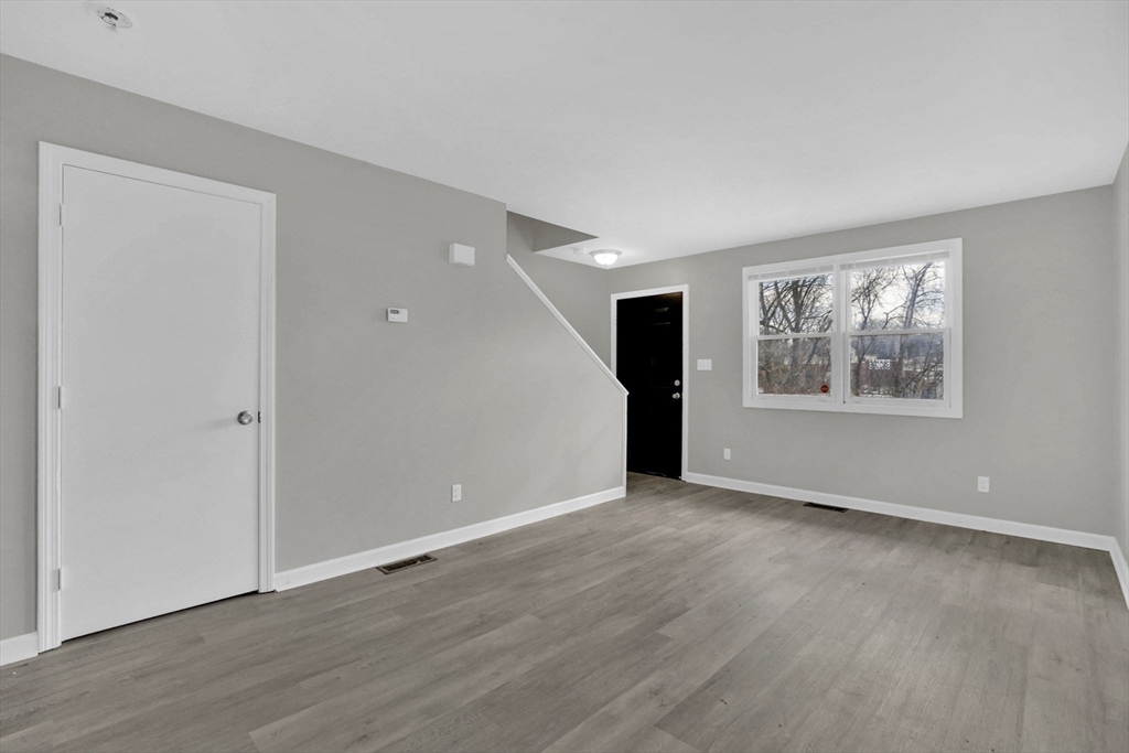 140-142 Cherry Street Springfield, MA 01105 - Photo 19 of 31 Gallery Image 19