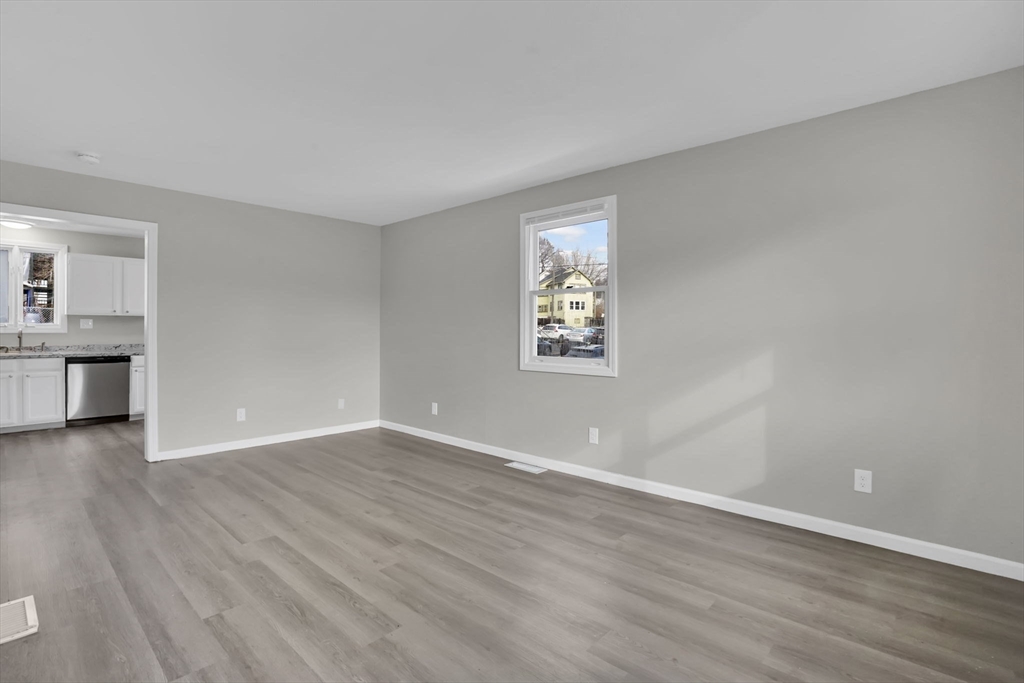 140-142 Cherry Street Springfield, MA 01105 - Photo 3 of 31 Gallery Image 3