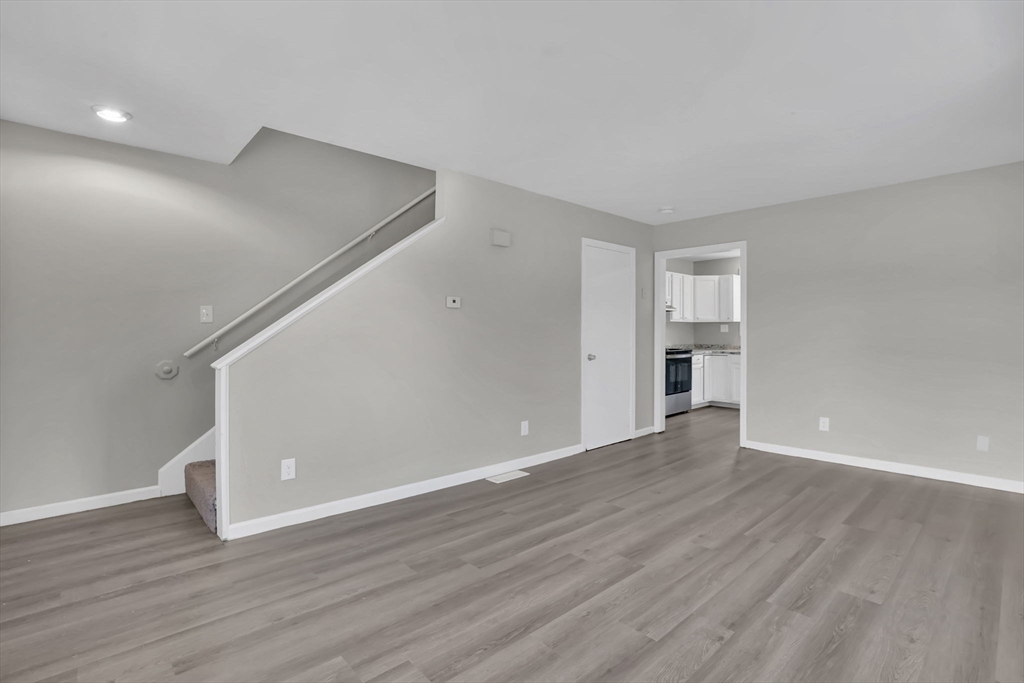 140-142 Cherry Street Springfield, MA 01105 - Photo 4 of 31 Gallery Image 4