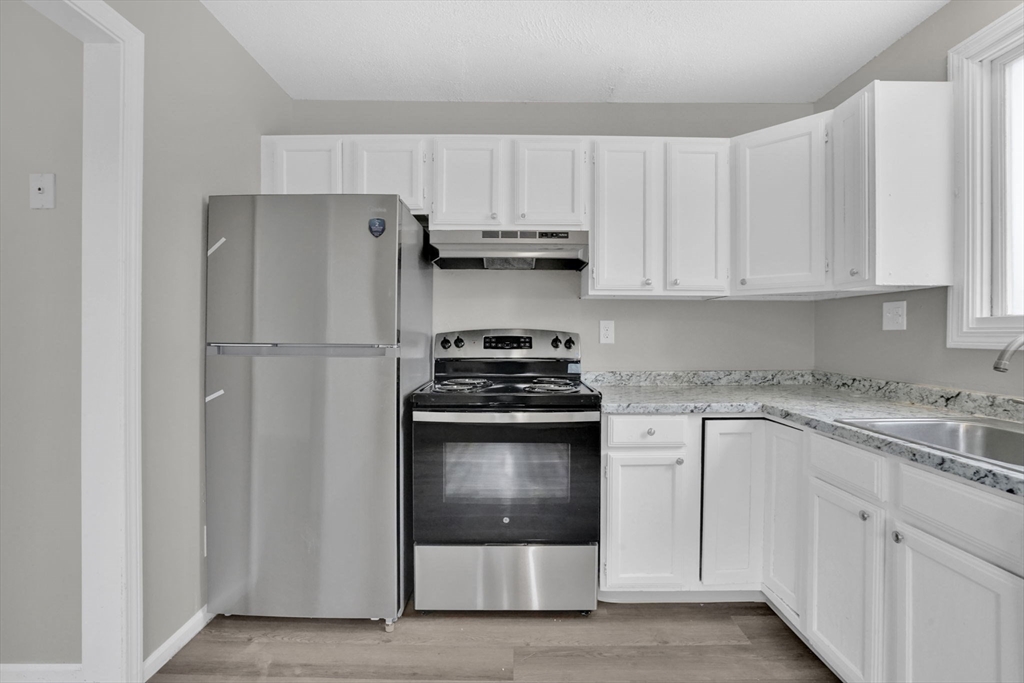 140-142 Cherry Street Springfield, MA 01105 - Photo 10 of 31 Gallery Image 10