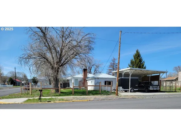 $260,000 | 530 West A Street, Burns, OR 97720
