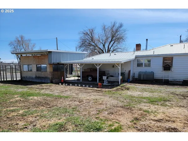 $260,000 | 530 West A Street, Burns, OR 97720