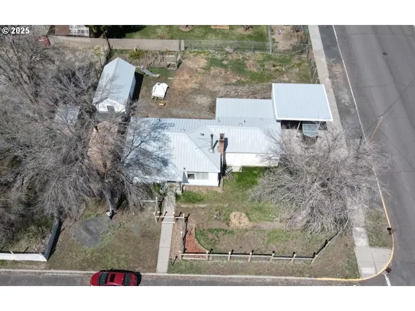 $260,000 | 530 West A Street, Burns, OR 97720