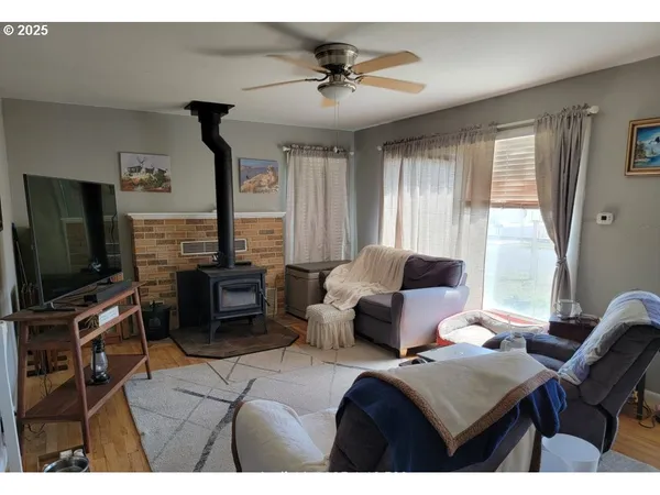 $260,000 | 530 West A Street, Burns, OR 97720