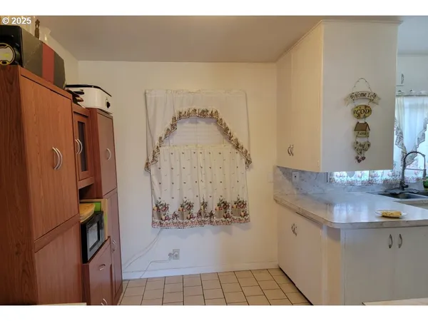 $260,000 | 530 West A Street, Burns, OR 97720