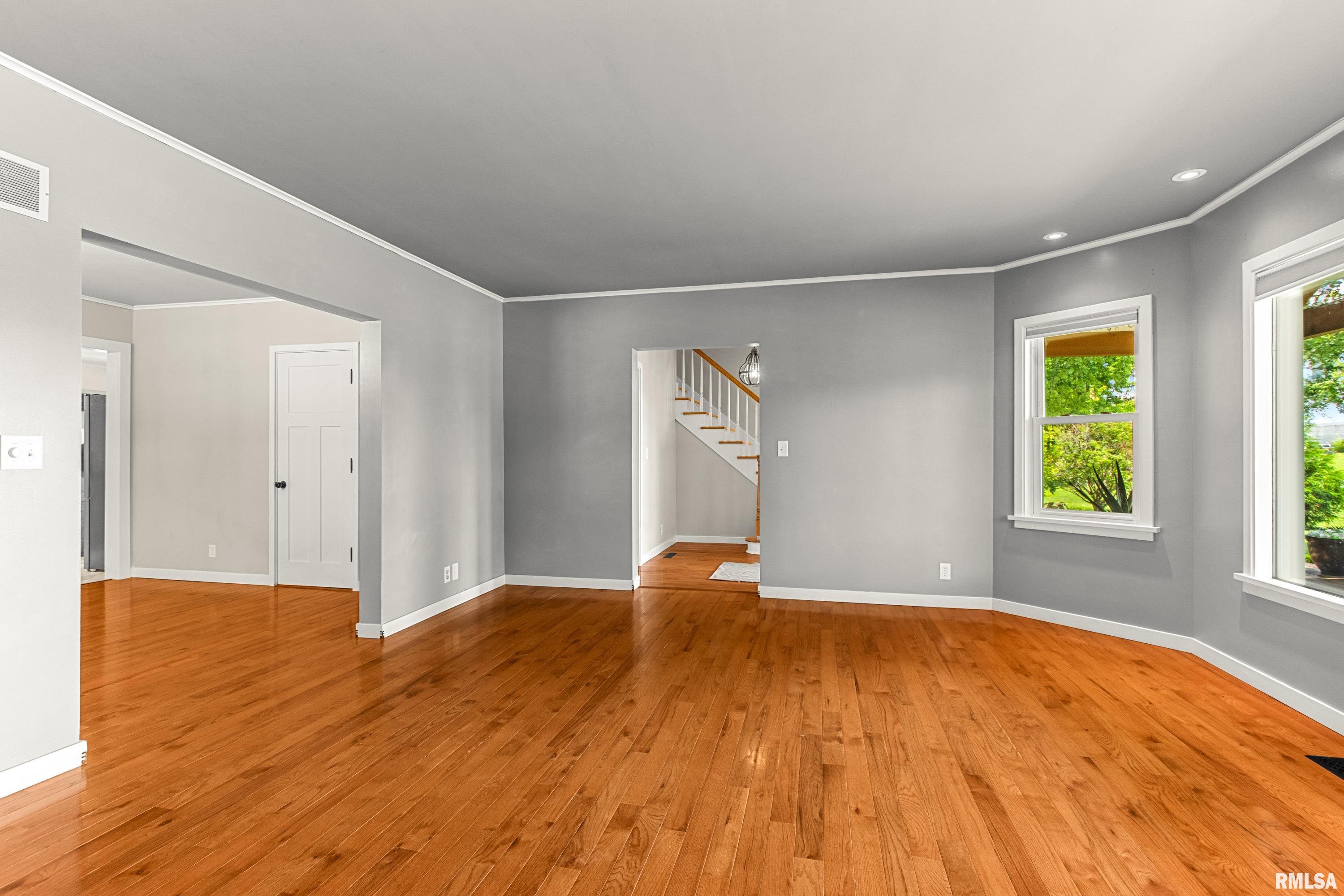 305 West Lakeland Road Morton, IL 61550 - Photo 11 of 74 Gallery Image 11