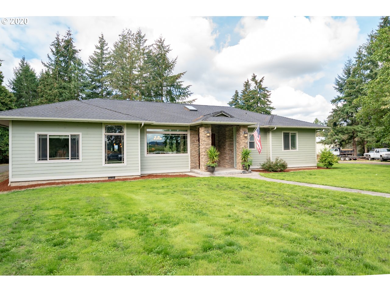1058 Talbot Road Southeast Jefferson, OR 97352 - Photo 2 of 32 Gallery Image 2