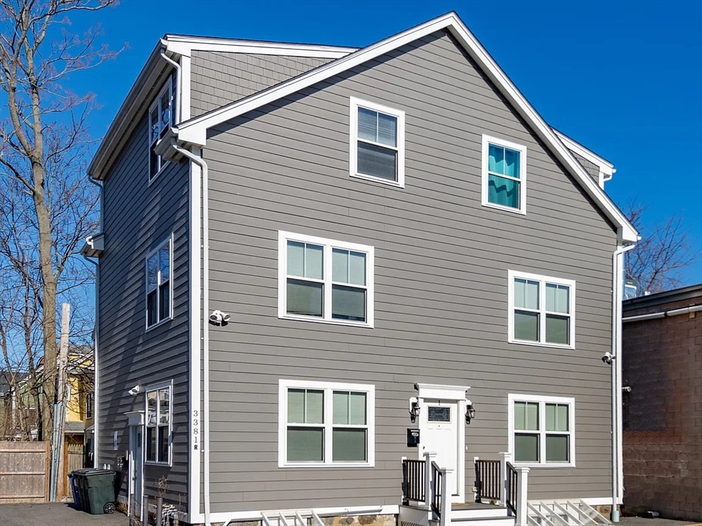 3381 R Washington Street, Unit 2 Boston, MA 02130 - Photo 4 of 7