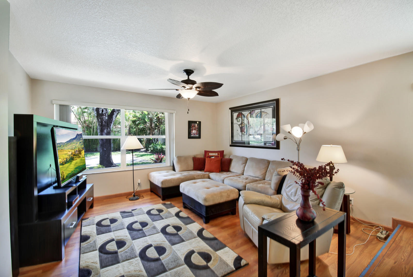 69 Hickory Road, Unit 69 Hollywood, FL 33021 - Photo 9 of 27 09_CTG_9781_mls