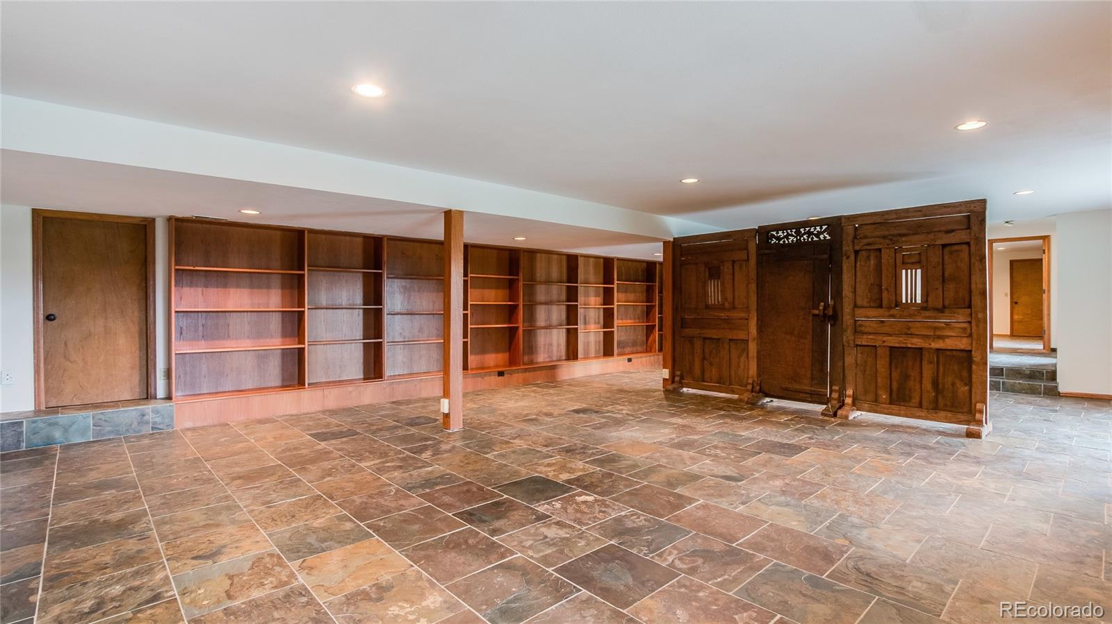 22226 Meadow View Road Morrison, CO 80465 - Photo 10 of 35