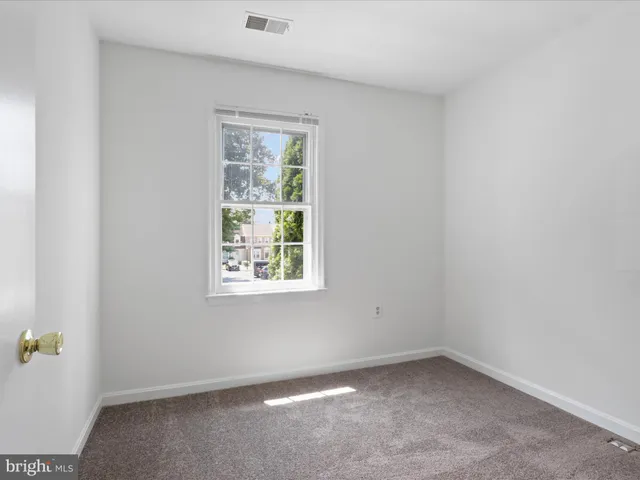 $2,850 | 5513 Ridgeton Hill Court, Fairfax, VA 22032