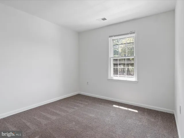 $2,850 | 5513 Ridgeton Hill Court, Fairfax, VA 22032