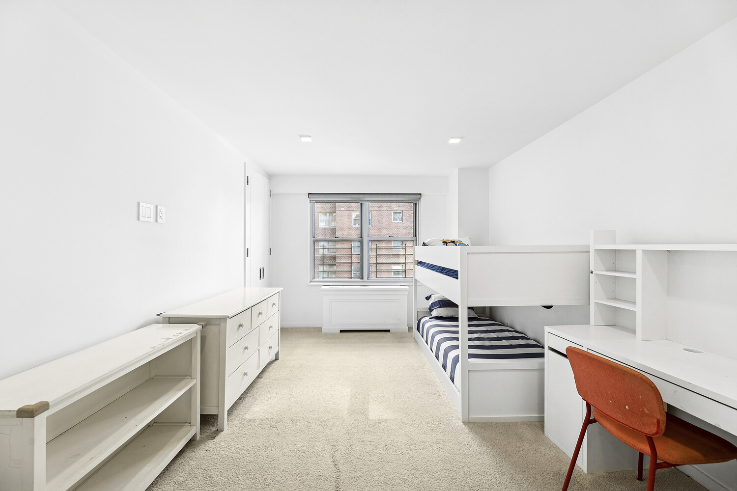 360 East 72nd Street, Unit B610 Manhattan, NY 10021 - Photo 9 of 11