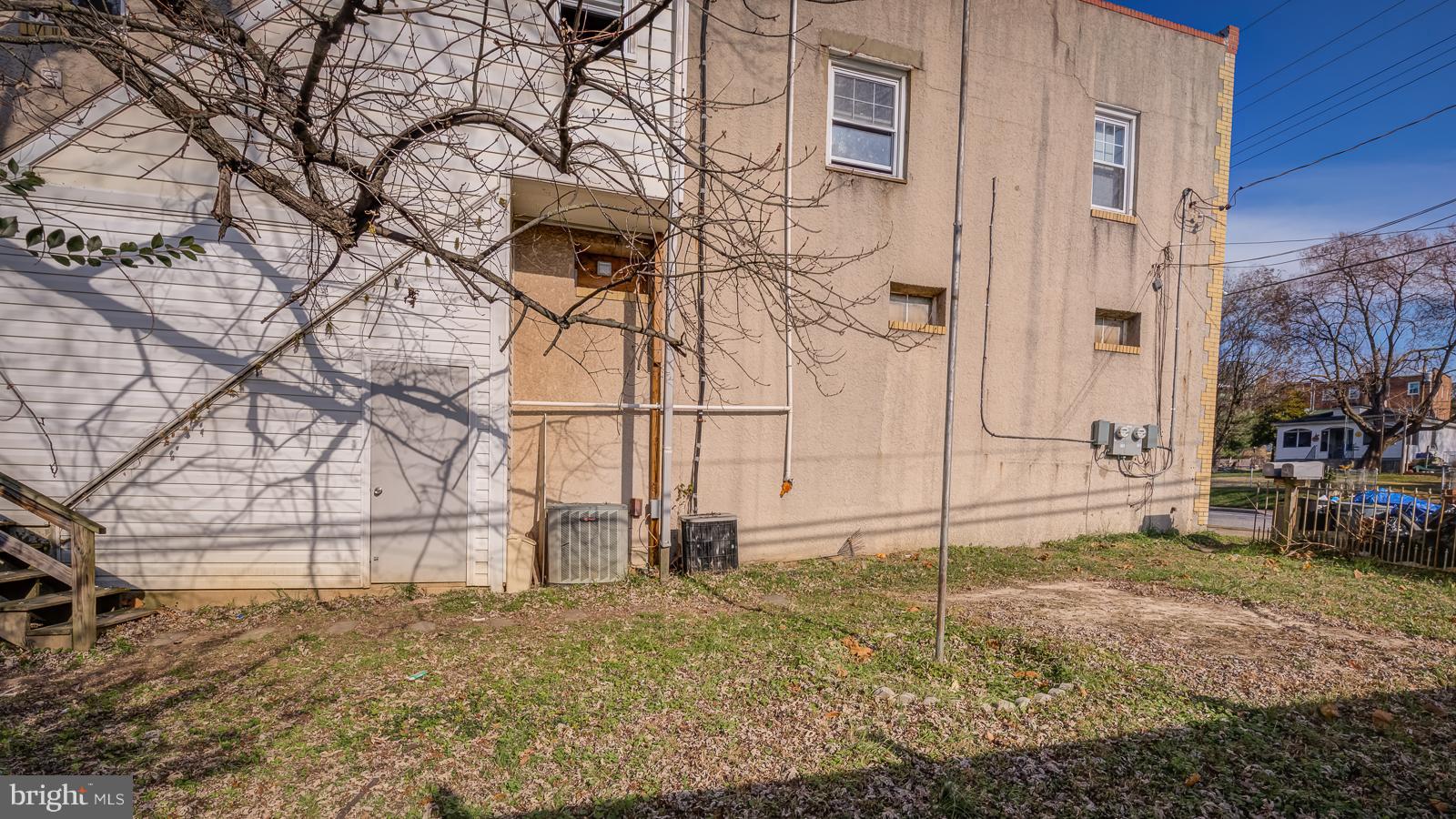 548 46th Street Baltimore, MD 21224 - Photo 9 of 13 Left Side Exterior