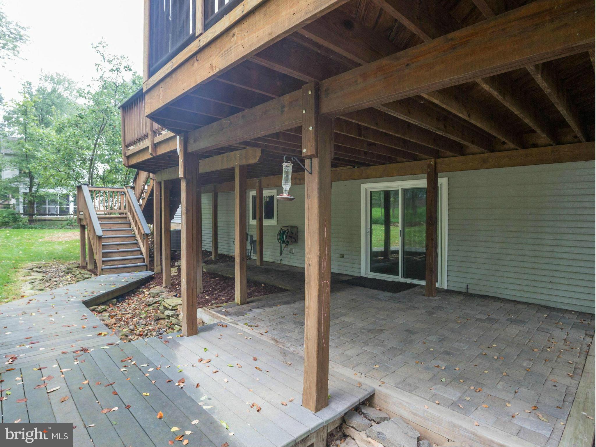 2323 Archdale Road Reston, VA 20191 - Photo 27 of 30 a backyard of a house with seating space