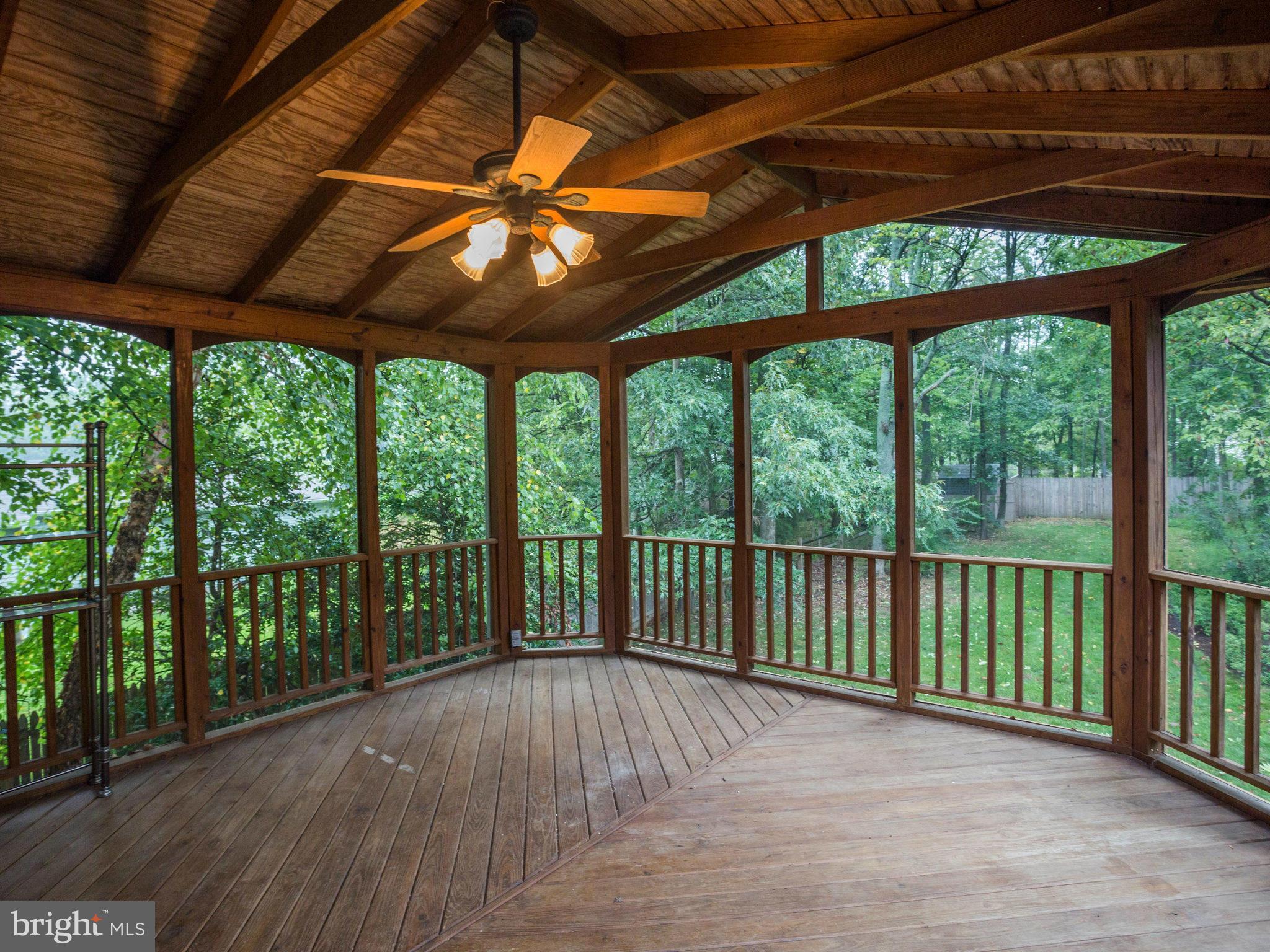 2323 Archdale Road Reston, VA 20191 - Photo 4 of 30