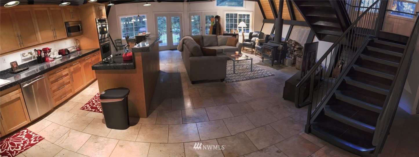 15024 Iceberg Road Glacier, WA 98244 - Photo 3 of 16 Gallery Image 3