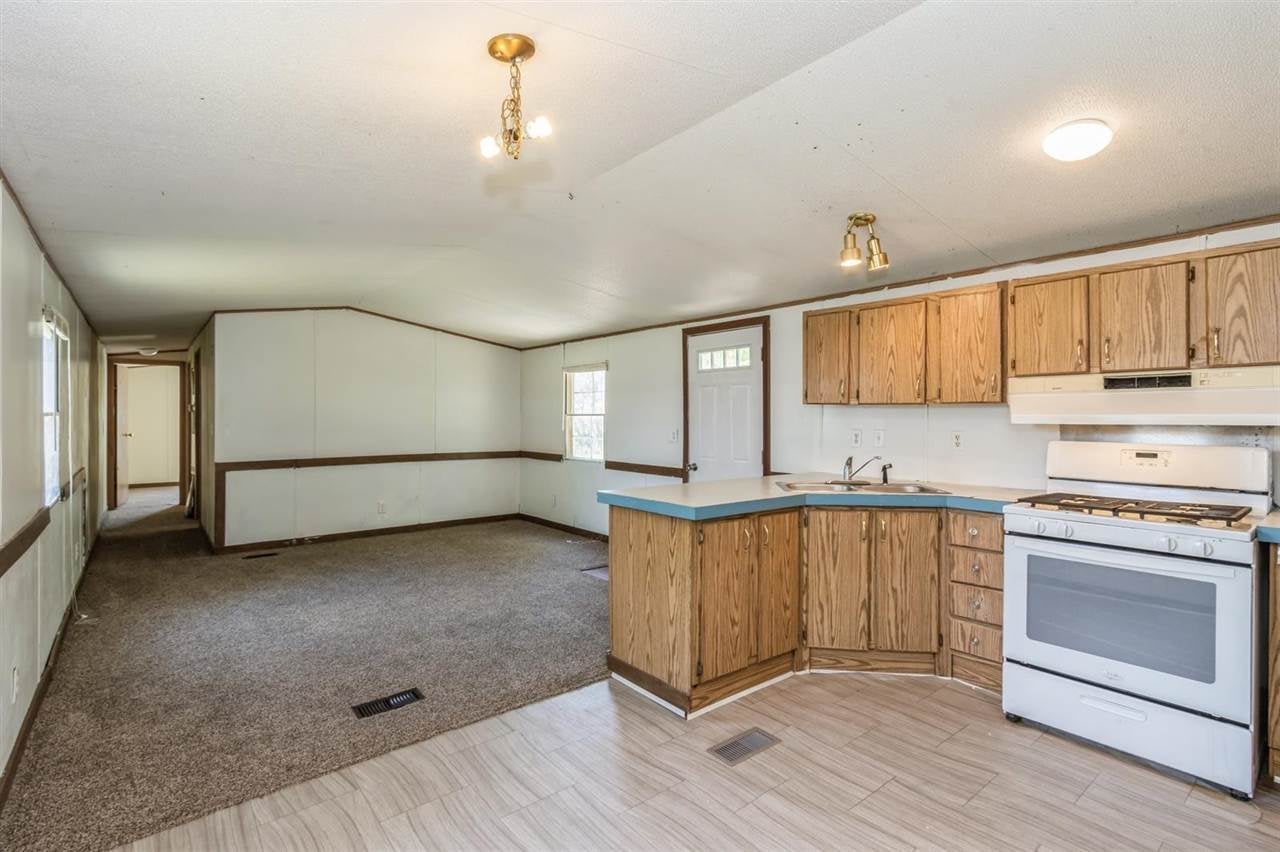 5 Parkside Estates Road, Unit 5 Washington, IA 52353 - Photo 9 of 25 Gallery Image 9