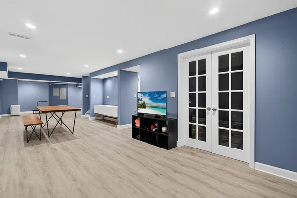 $729,000 | 5285 Shotkoski Drive, Hoffman Estates, IL 60192