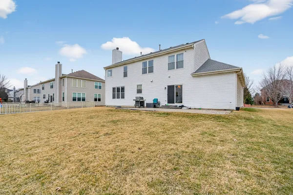 $729,000 | 5285 Shotkoski Drive, Hoffman Estates, IL 60192